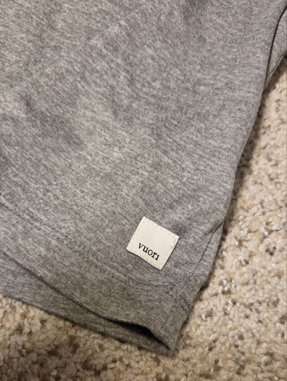 Vuori Energy T-Shirt Women's Medium VW1011 Heather Gray Short Sleeve Boxy Crop - Picture 4 of 8